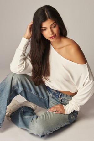 JOLIE-16LS<br/>Soft Ribbed Knit Off Shoulder Long Sleeve Top