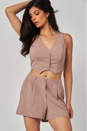 OFFY-4S<br/>Textured Woven Vest With Pleated Short Set